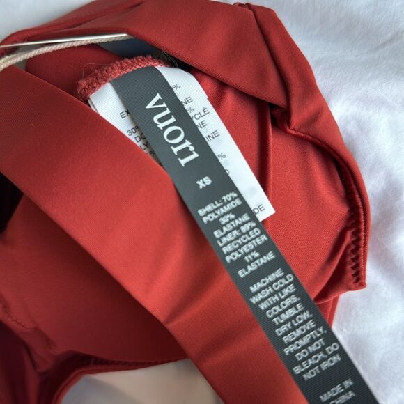 VUORI Stride Bra SPORTS BRA POPPY‎ Women’s size XS NWT - Picture 7 of 7